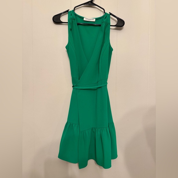 Amanda Uprichard Dresses & Skirts - Green Sleeveless Wrap Dress